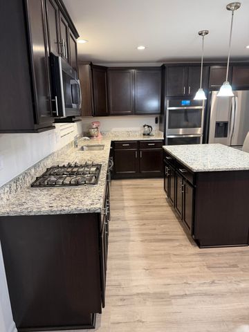 9069 Heritage Drive, Romulus, MI 48174