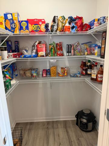 9069 Heritage Drive, Romulus, MI 48174