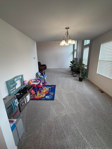 9069 Heritage Drive, Romulus, MI 48174