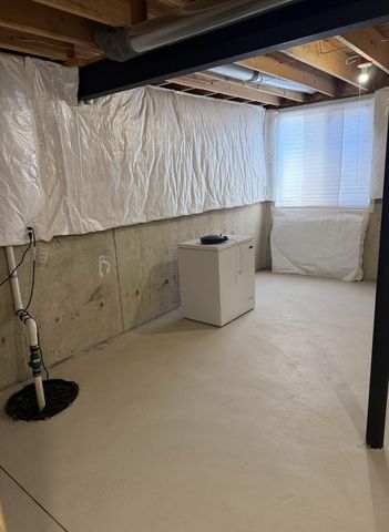 9069 Heritage Drive, Romulus, MI 48174