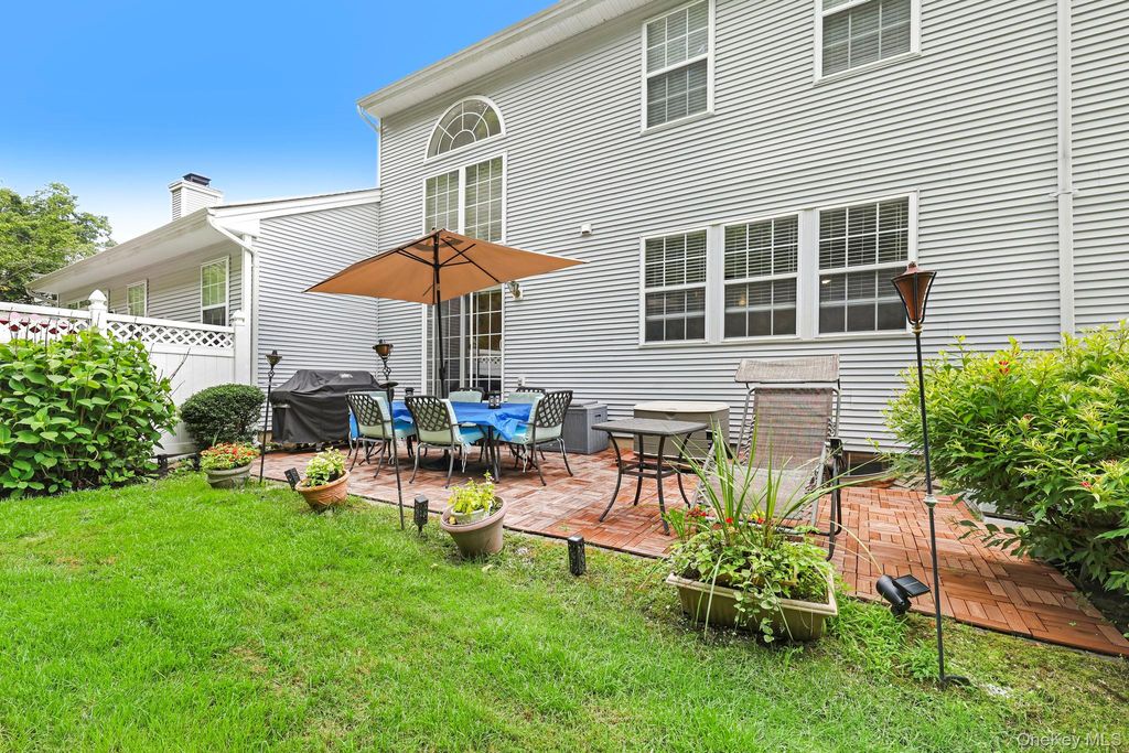 271 Woodlands Drive, Tuxedo Park, NY 10987 — photo 2