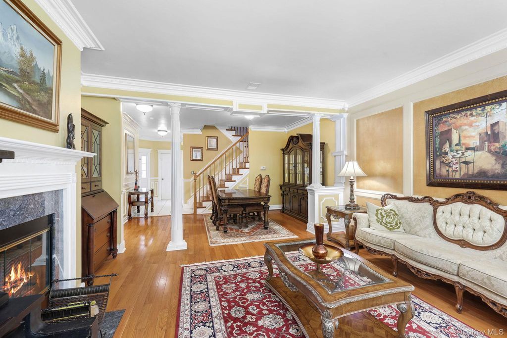 271 Woodlands Drive, Tuxedo Park, NY 10987 — photo 5
