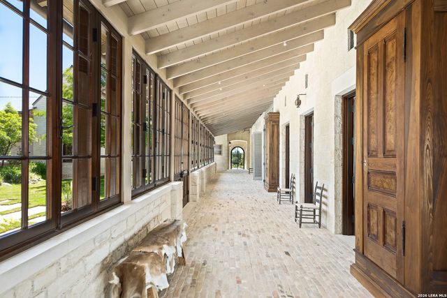 850 SISTERDALE RD, Boerne, TX 78006