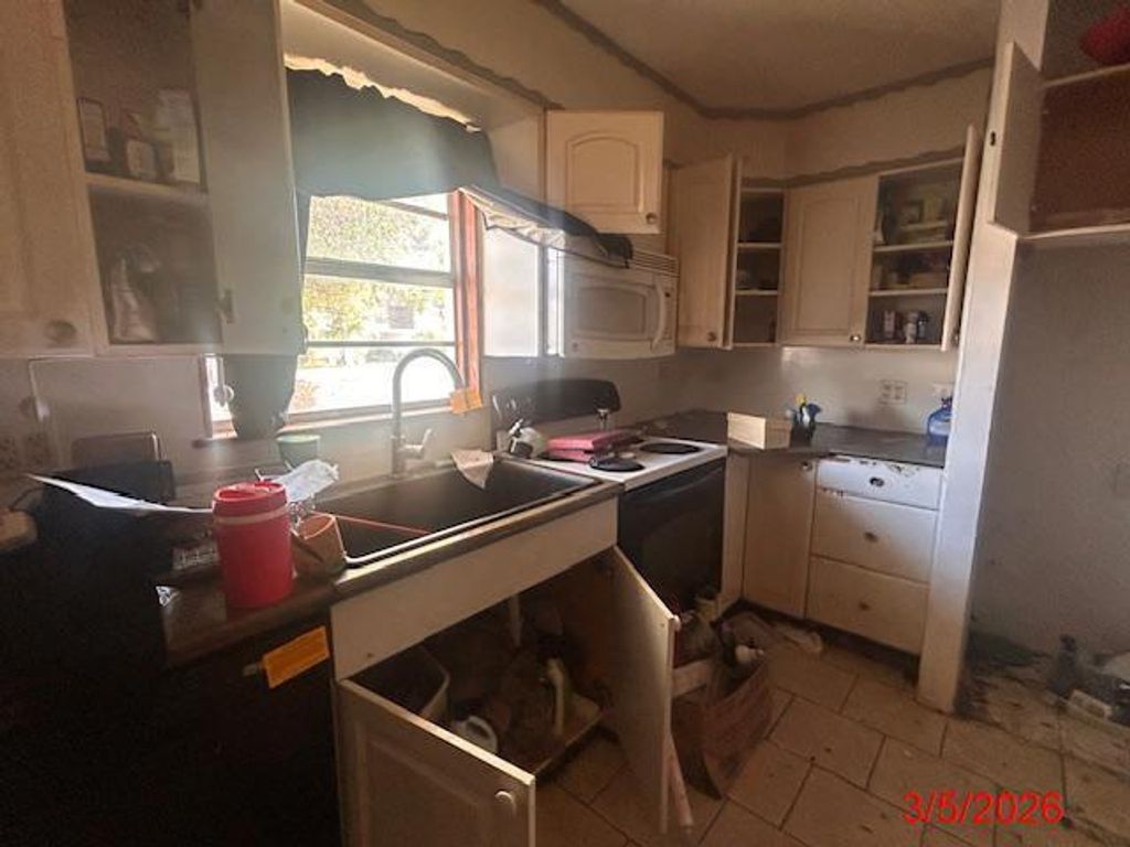 6831 Massachusetts Drive 6831, Lake Worth, FL 33462