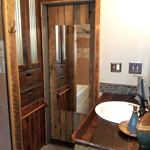 2130 Denham Ave, Columbia, TN 38401