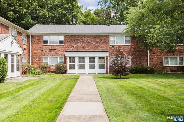 108 Regency Park, Ramsey, NJ 07446