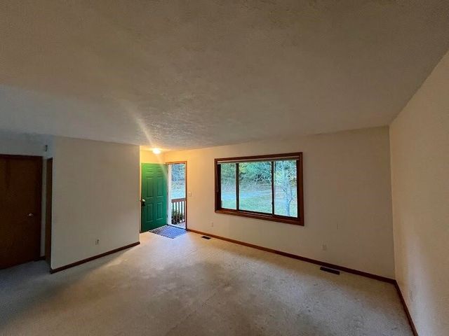 3498 Lindeman Road, Manistee, MI 49660