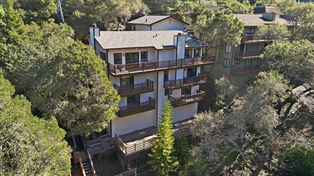 Image 28 of property listing at 150 Winding, San Carlos, CA 94070