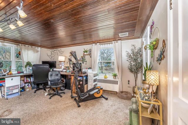 3612 SCHOOLHOUSE LN, Harrisburg, PA 17109