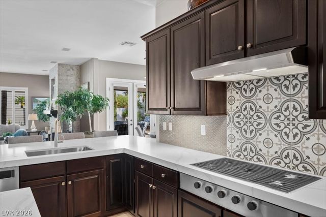 1516 Castle Wall Street, Las Vegas, NV 89117