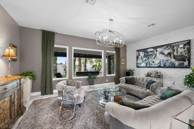 1516 Castle Wall Street, Las Vegas, NV 89117