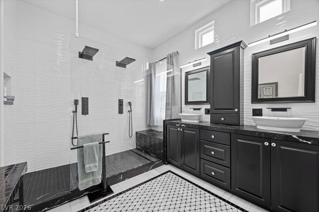 1516 Castle Wall Street, Las Vegas, NV 89117