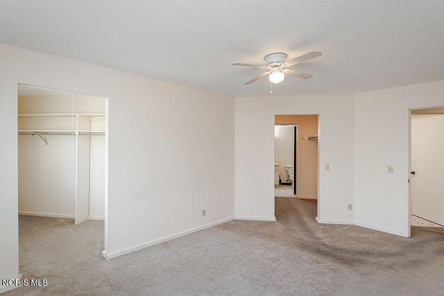 6640 Salisbury Road, D208, Maumee, OH 43537