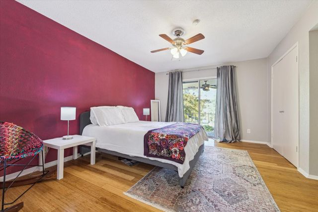 6465 Bayou Glen Road, Houston, TX 77057