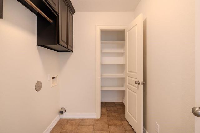 3223 El Camino Street, Bay City, TX 77414