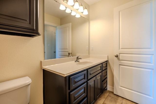 3223 El Camino Street, Bay City, TX 77414