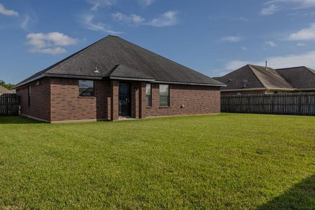 3223 El Camino Street, Bay City, TX 77414