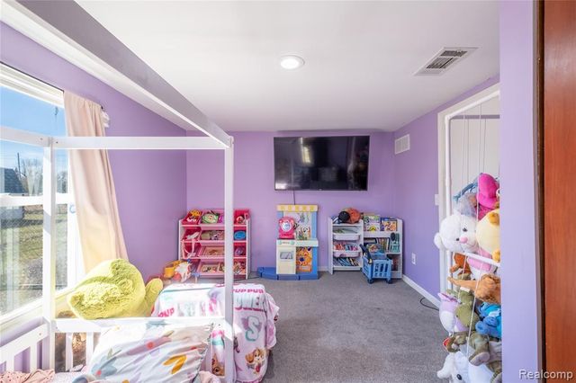 2176 Lauderdale Street, Flint, MI 48532