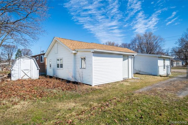 2176 Lauderdale Street, Flint, MI 48532