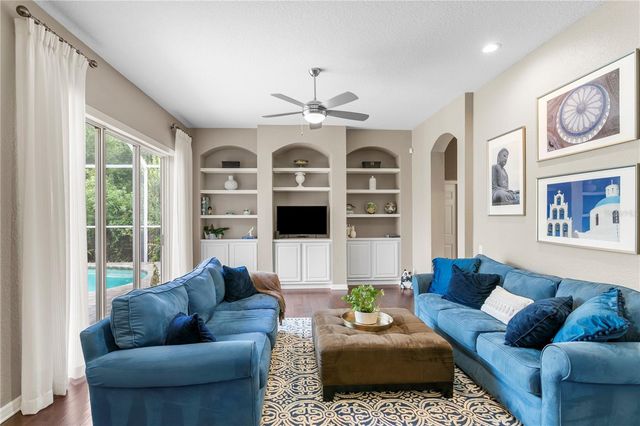 10237 GARDEN ALCOVE DRIVE, Tampa, FL 33647