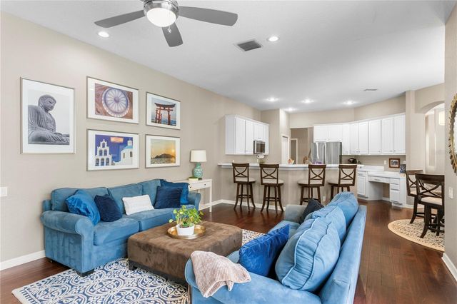 10237 GARDEN ALCOVE DRIVE, Tampa, FL 33647