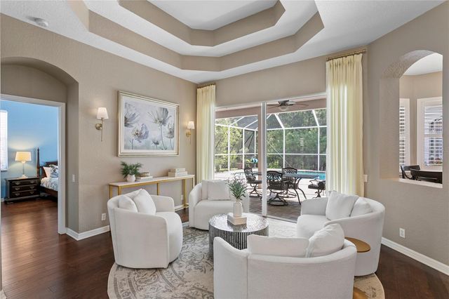 10237 GARDEN ALCOVE DRIVE, Tampa, FL 33647