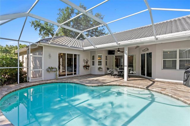 10237 GARDEN ALCOVE DRIVE, Tampa, FL 33647
