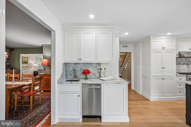 263 S ROBERTS RD, Bryn Mawr, PA 19010