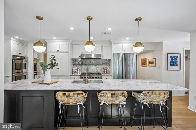 263 S ROBERTS RD, Bryn Mawr, PA 19010