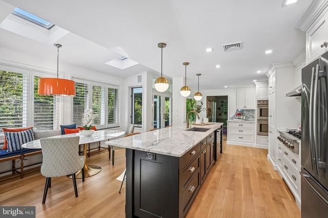 263 S ROBERTS RD, Bryn Mawr, PA 19010