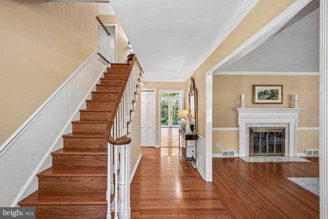 263 S ROBERTS RD, Bryn Mawr, PA 19010