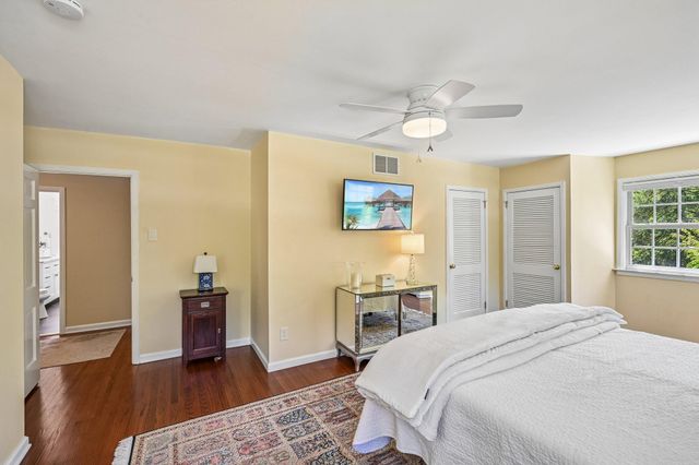 263 S ROBERTS RD, Bryn Mawr, PA 19010