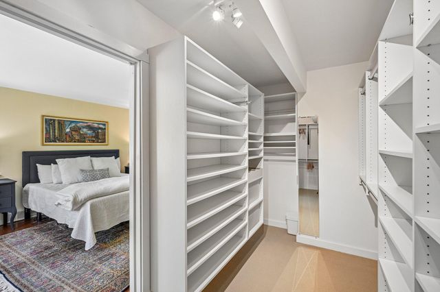 263 S ROBERTS RD, Bryn Mawr, PA 19010
