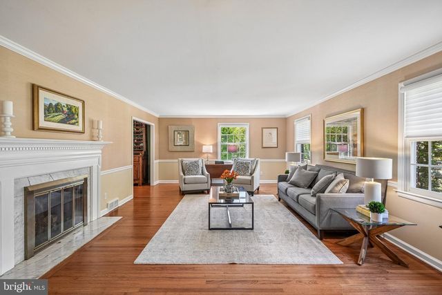 263 S ROBERTS RD, Bryn Mawr, PA 19010