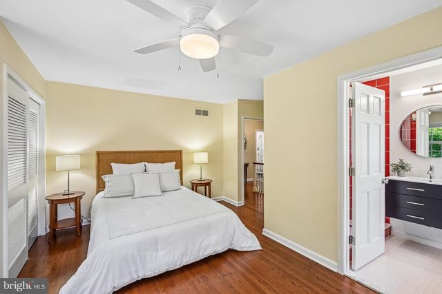 263 S ROBERTS RD, Bryn Mawr, PA 19010