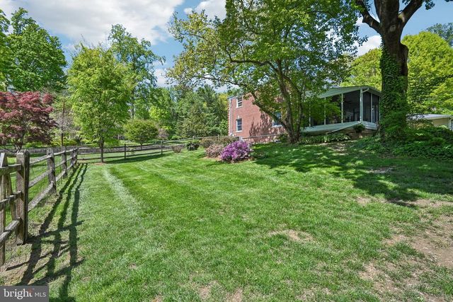 263 S ROBERTS RD, Bryn Mawr, PA 19010