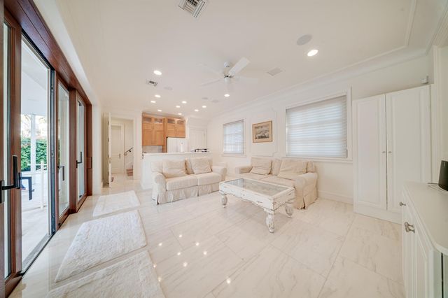 1280 S Ocean Boulevard, Manalapan, FL 33462