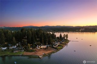 3026 Marine Drive, Bremerton, WA 98312