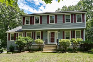 5 Ohio Rd, Tyngsborough, MA 01879