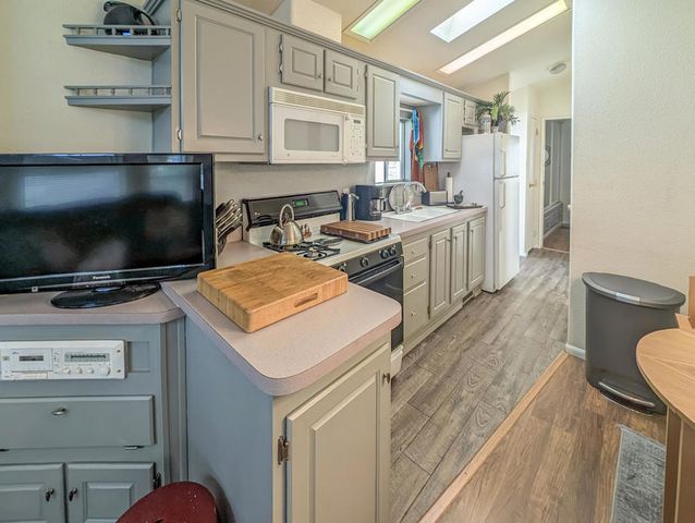 70200 Dillon Road 25, Desert Hot Springs, CA 92241