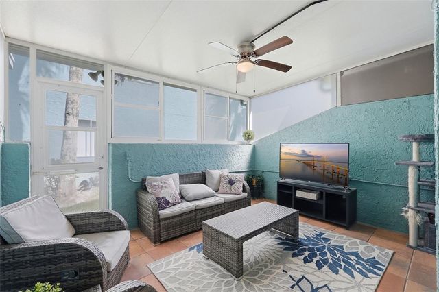 107 114TH AVENUE N, St Petersburg, FL 33716