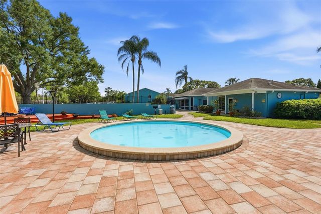 107 114TH AVENUE N, St Petersburg, FL 33716