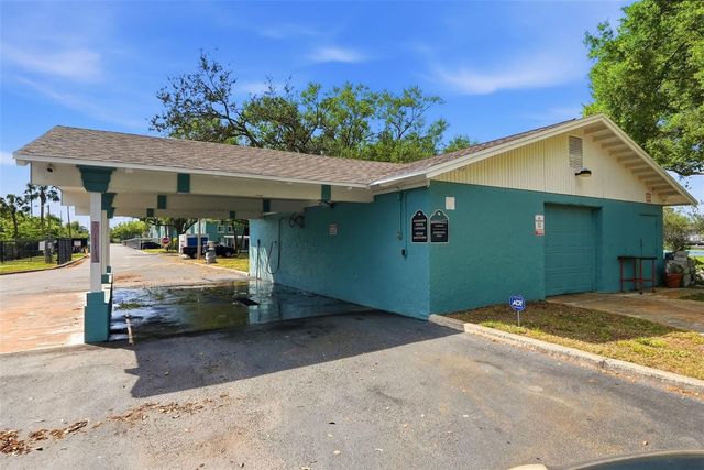 107 114TH AVENUE N, St Petersburg, FL 33716