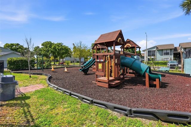 107 114TH AVENUE N, St Petersburg, FL 33716