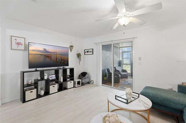 107 114TH AVENUE N, St Petersburg, FL 33716