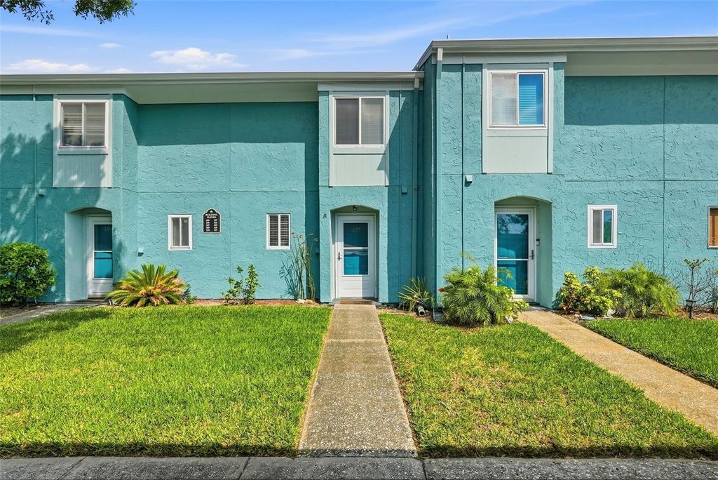 107 114TH AVENUE N, St Petersburg, FL 33716