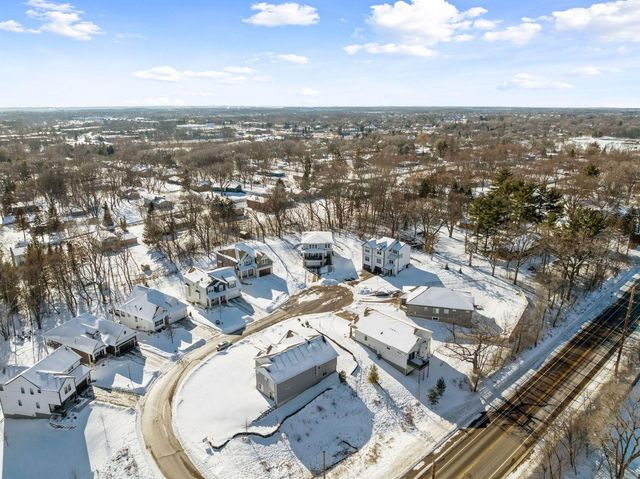 7465 Glengarry Place, Eden Prairie, MN 55344