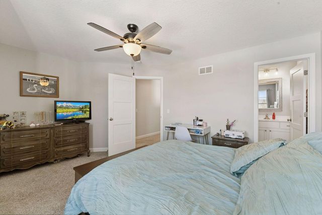 7465 Glengarry Place, Eden Prairie, MN 55344