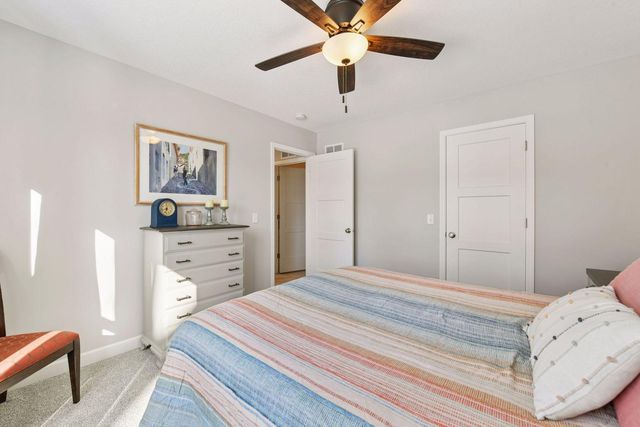 7465 Glengarry Place, Eden Prairie, MN 55344