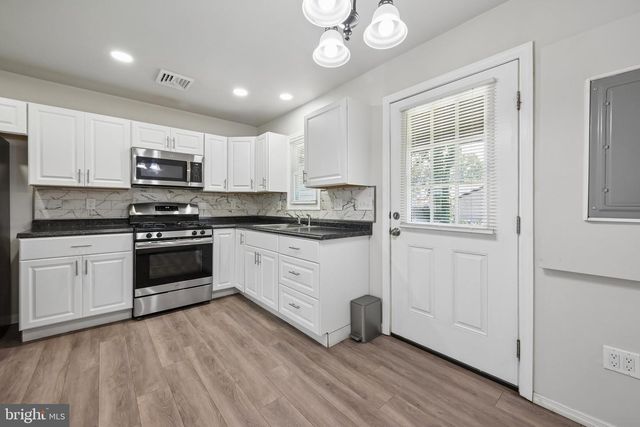 409 ILLINOIS AVE, Delanco, NJ 08075